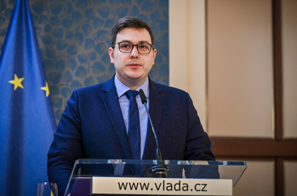 Ministr Lipavský přivítal na MZV premiéra Fialu na bilanční návštěvě