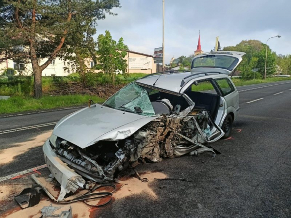 Vážnou nehodou na silnici I/9 v České Lípě způsobil mikrospánek řidiče