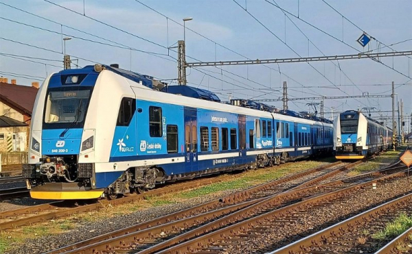 Další dvě nové třívozové jednotky RegioPanter dorazily do Olomouckého kraje