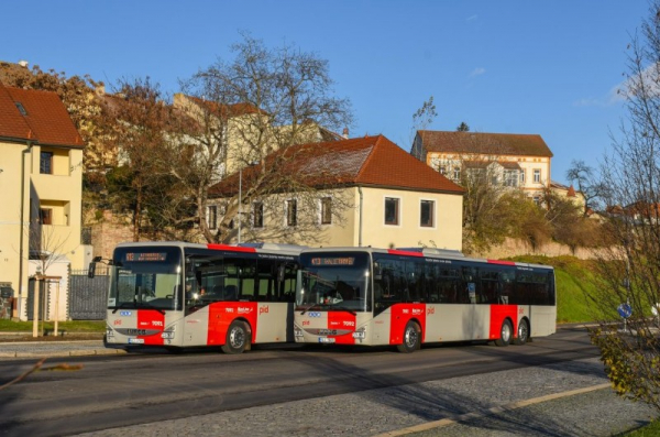Na lince PID 413 budou nasazeny čtyři nové moderní autobusy IVECO Crossway LE 14,5m